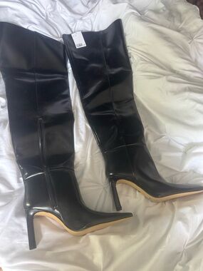 Zara brand new with tags Women's Black Thigh High Pointed Toe Stiletto Boots